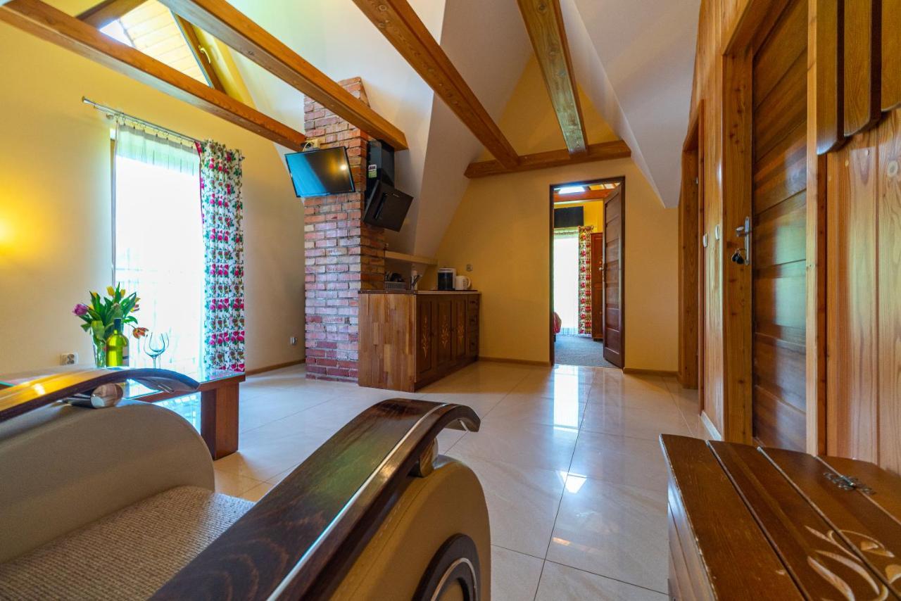 Apartamenty I Pokoje W Willi Na Ubocy Suche Exterior photo