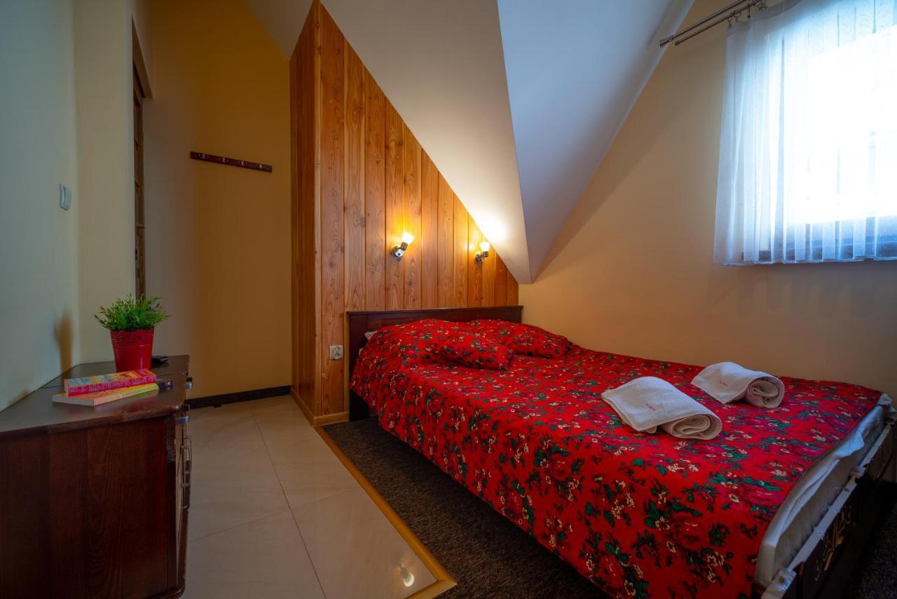 Apartamenty I Pokoje W Willi Na Ubocy Suche Exterior photo