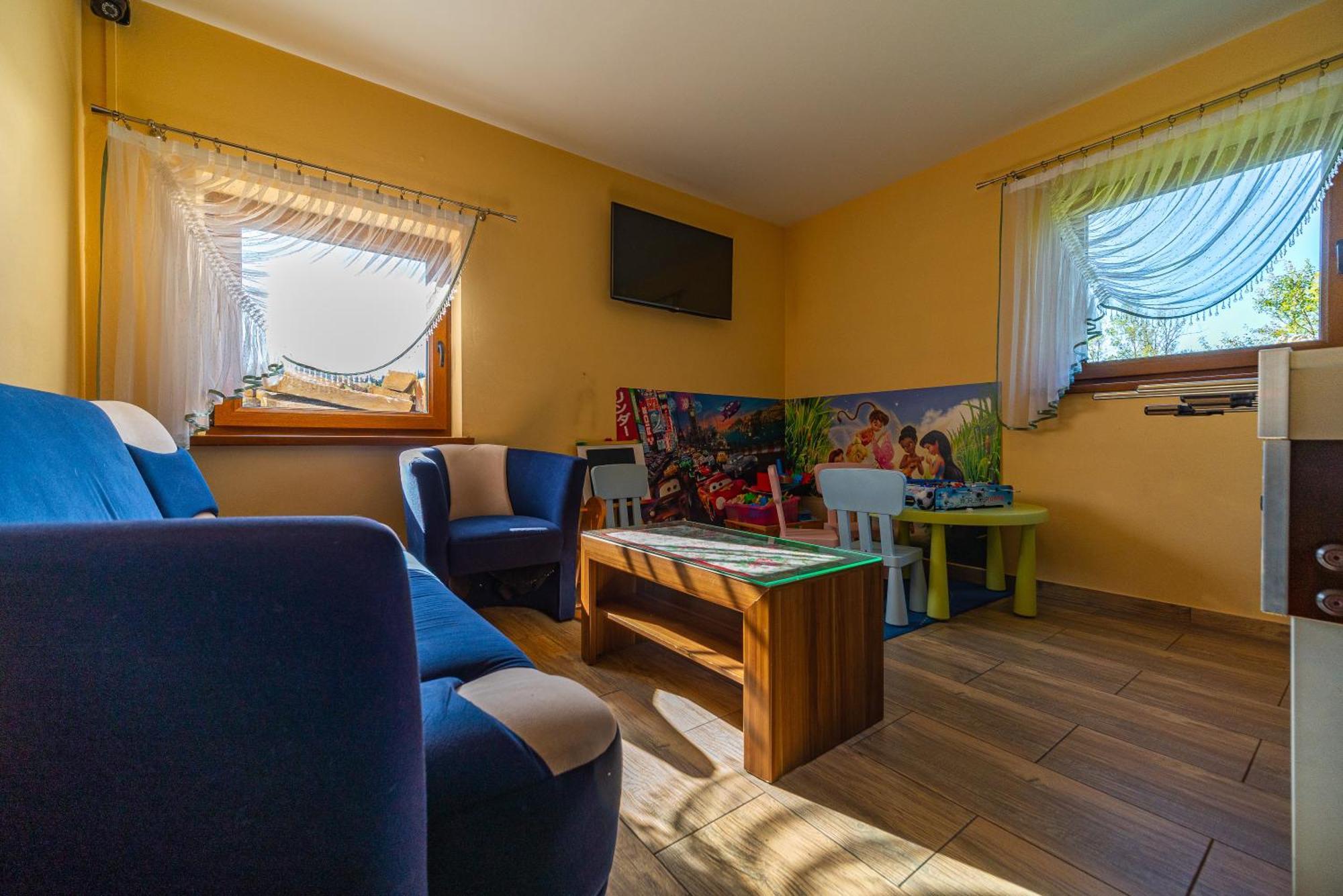 Apartamenty I Pokoje W Willi Na Ubocy Suche Exterior photo