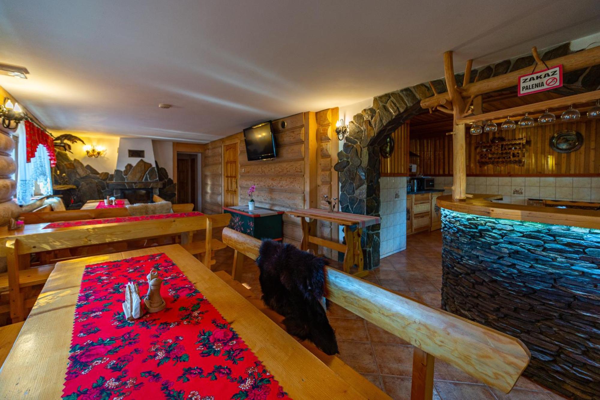 Apartamenty I Pokoje W Willi Na Ubocy Suche Exterior photo